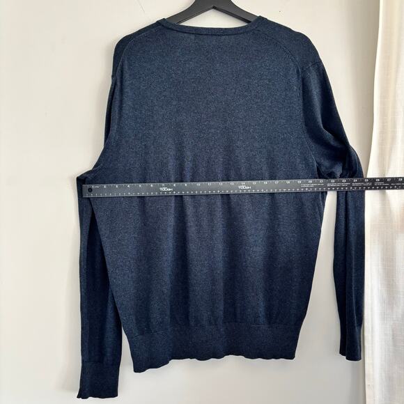 Banana Republic Mens V-neck Navy Luxury Blend Sweater Large Silk Cotton Cashmere - Picture 3 of 4